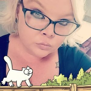 Meet your Posher, Marissa